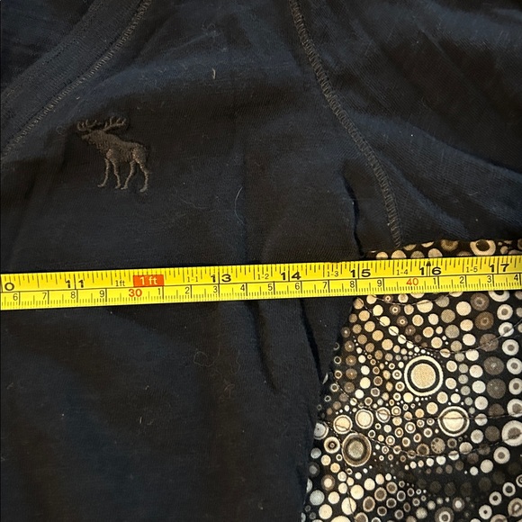Abercrombie & Fitch Womens S Navy Blue V-Neck Long Sleeve Shirt - Picture 4 of 6